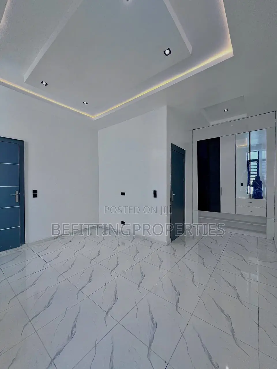 5bdrm Duplex in Lekki for sale in Lekki
