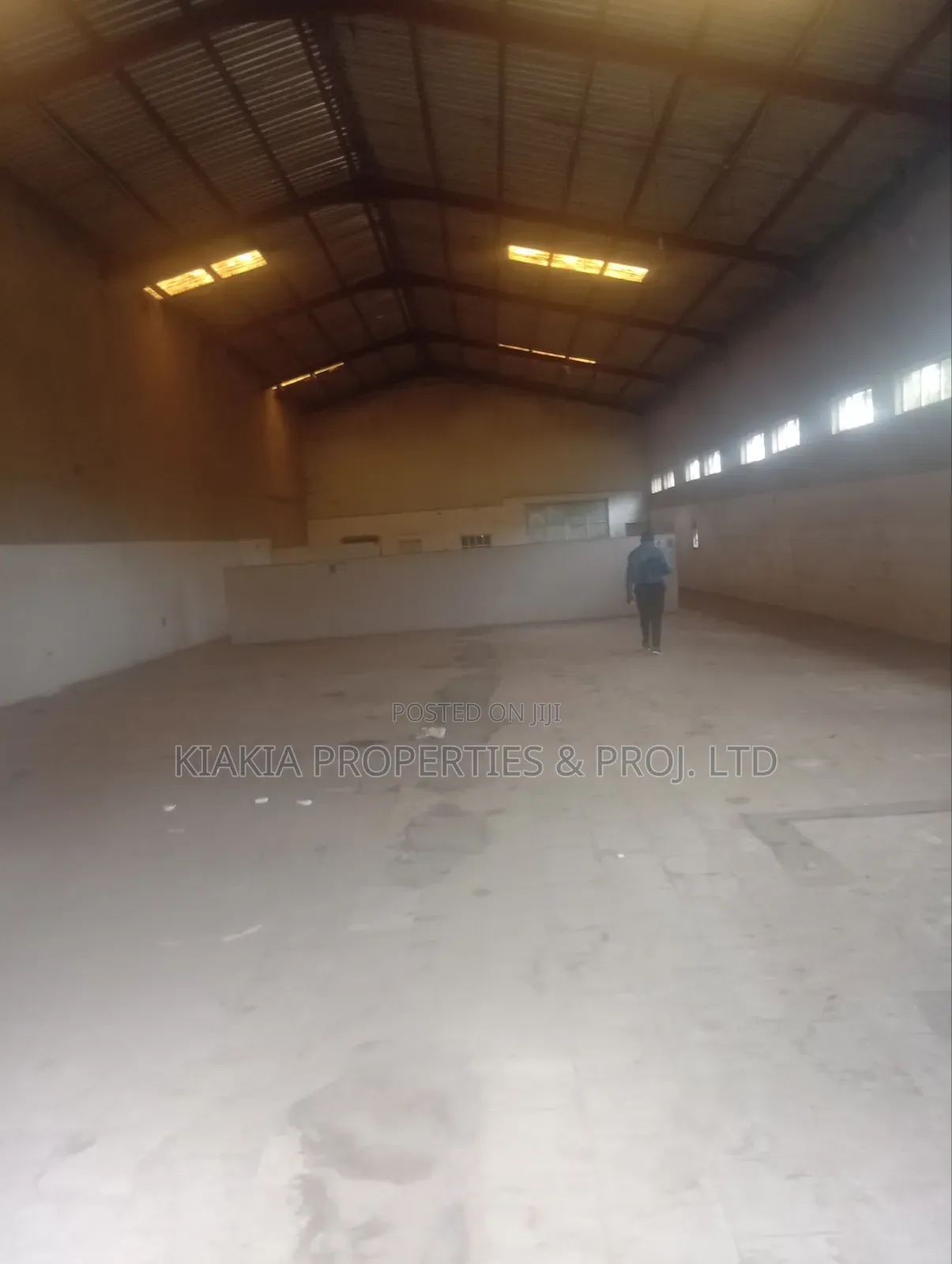 A Very Big Warehouse in Ibadan in Moniya