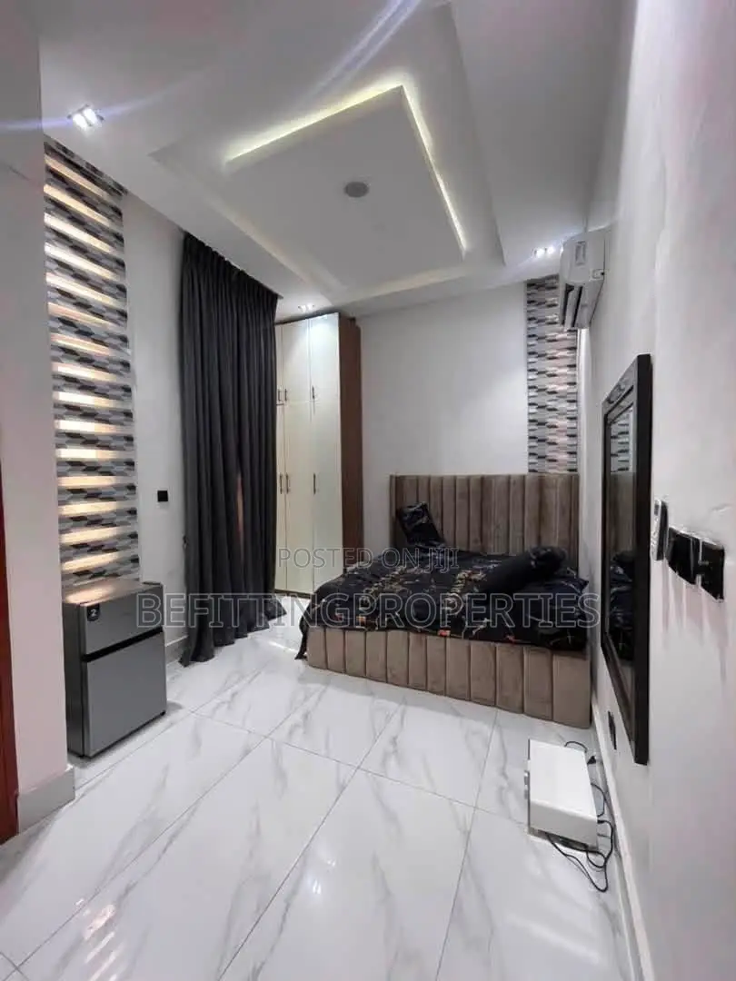 Furnished 2bdrm Penthouse in Lekki for sale in Lekki