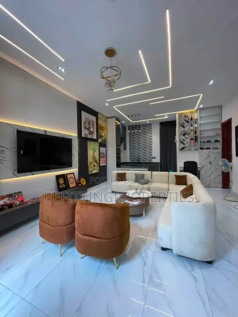 Furnished 2bdrm Penthouse in Lekki for sale in Lekki