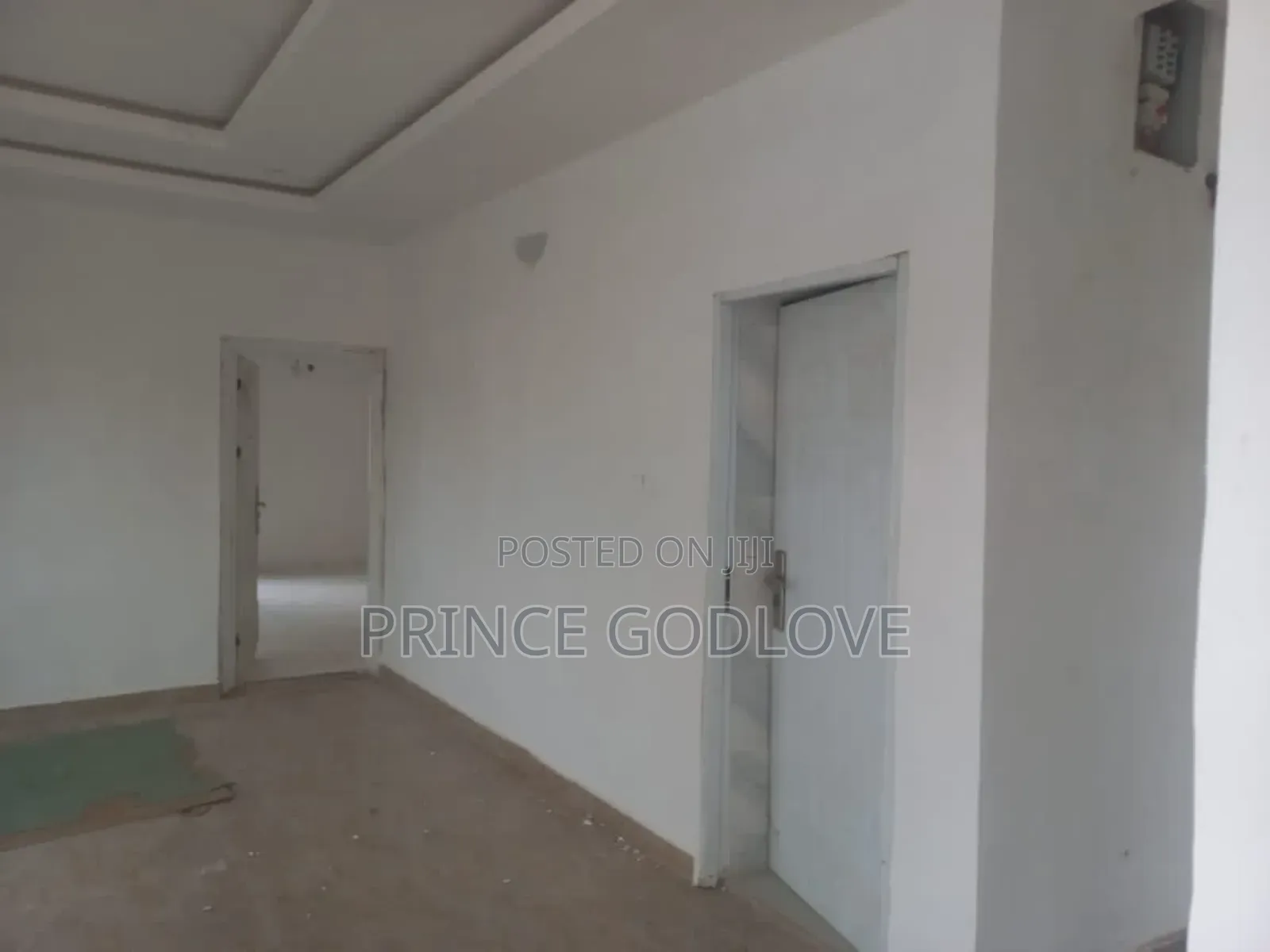 3bdrm Block of Flats in Wuye for sale in Wuye