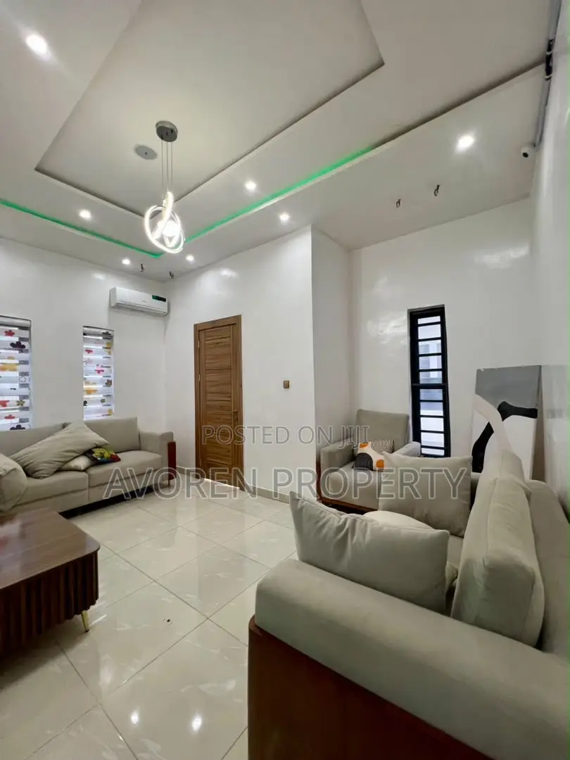 Furnished 4bdrm Apartment in Lekki Phase 1 for sale in Lekki Phase 1