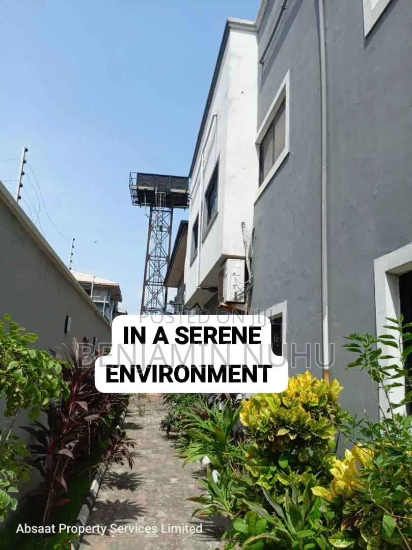 5bdrm Duplex in Lekki Phase 1 for rent in Lekki Phase 1