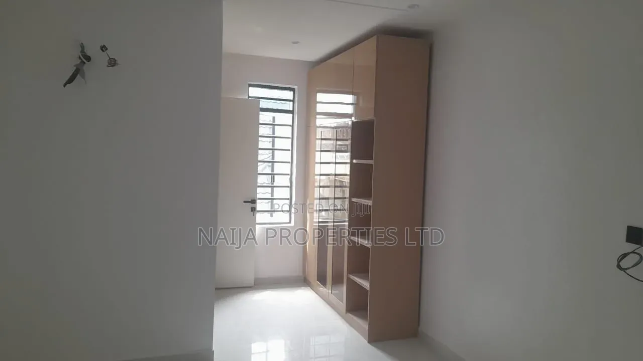 2bdrm Apartment in Ikate-Elegushi for rent in Ikate-Elegushi