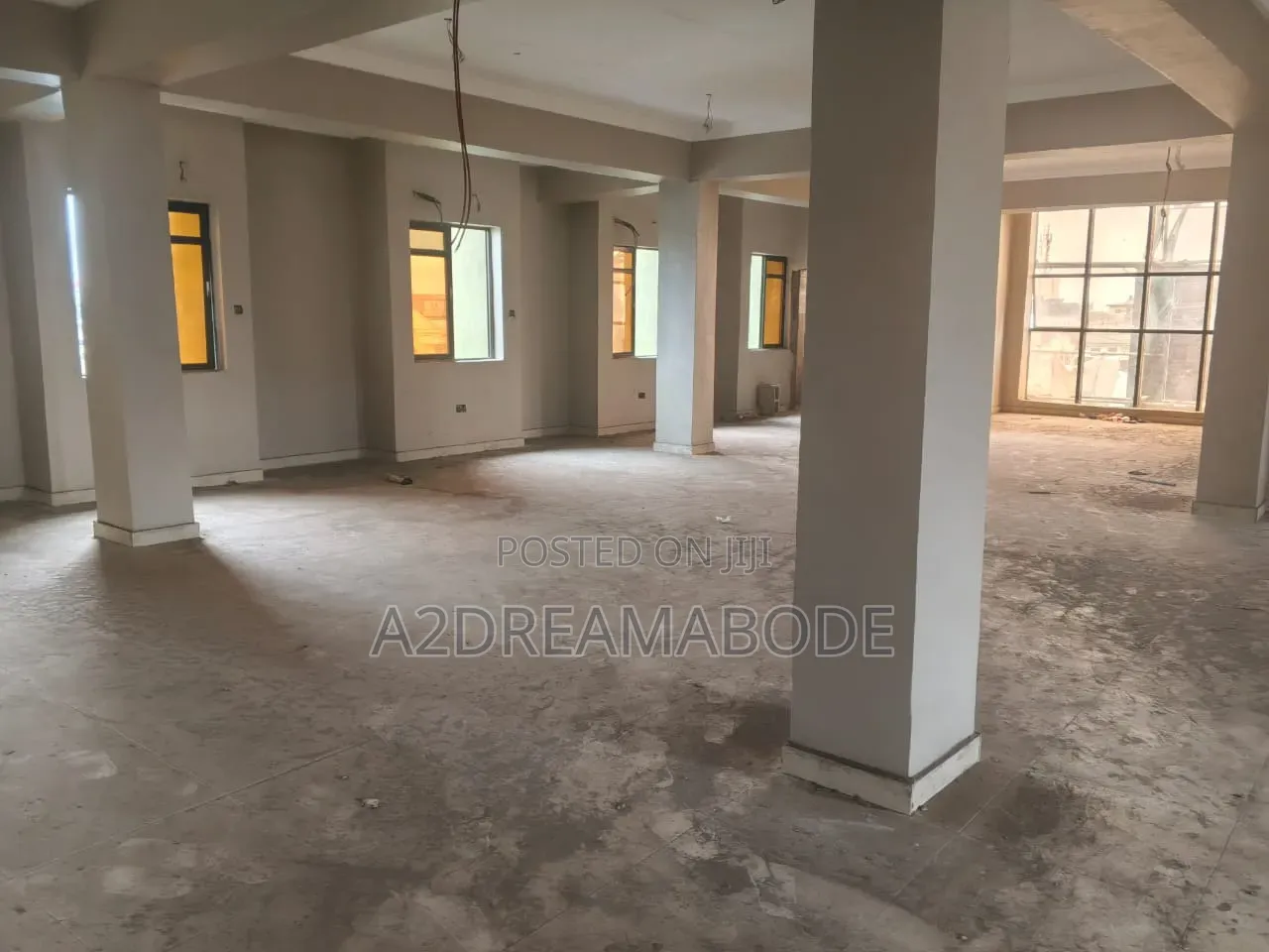 Nicely Built Office Space in Allen Avenue