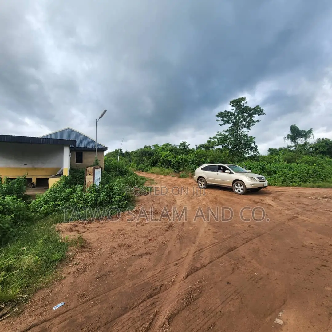 An Acre of Land in Moniya