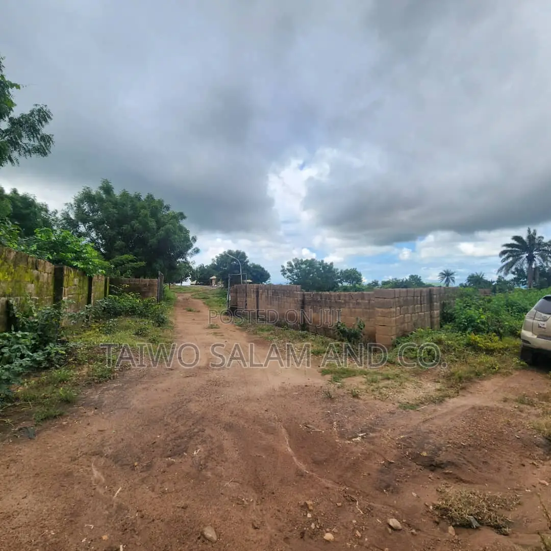 An Acre of Land in Moniya