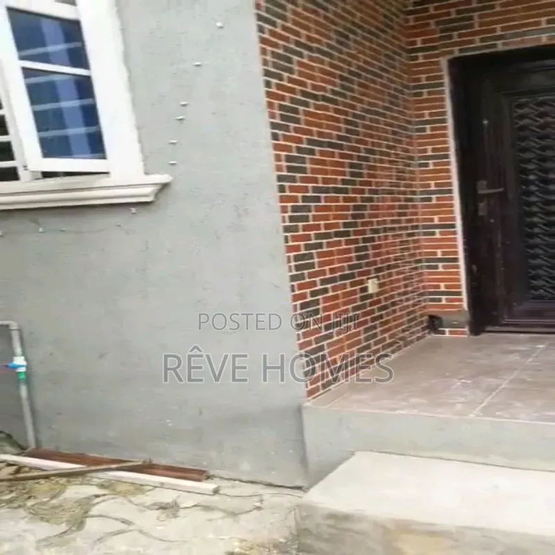 Mini Flat in Iwaya for rent in Iwaya