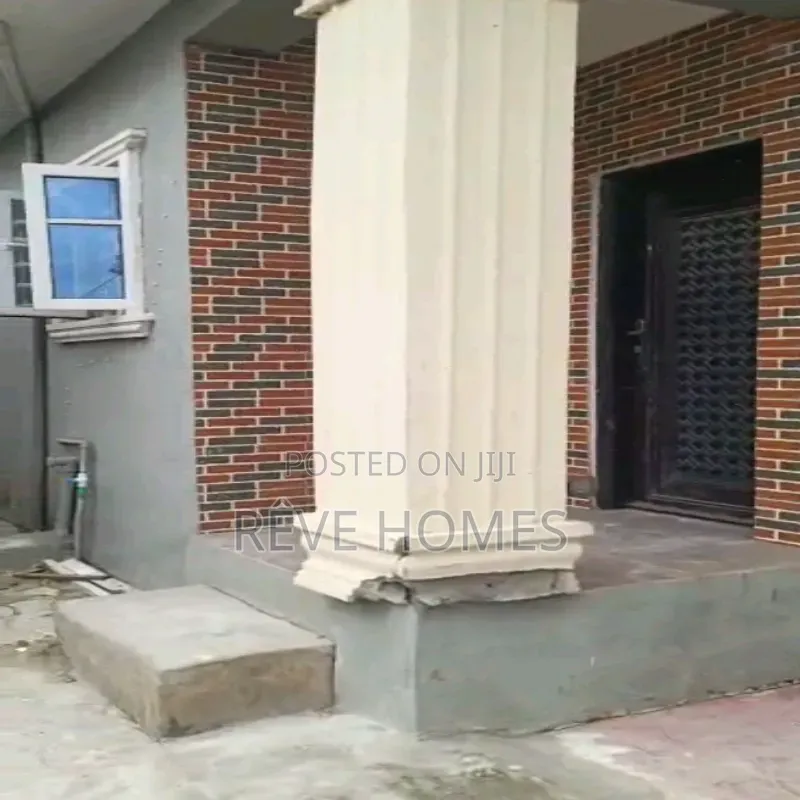 Mini Flat in Iwaya for rent in Iwaya