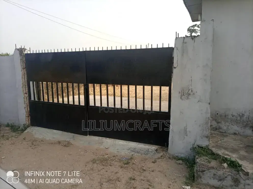 2bdrm Bungalow in Igbogbo for sale in Igbogbo