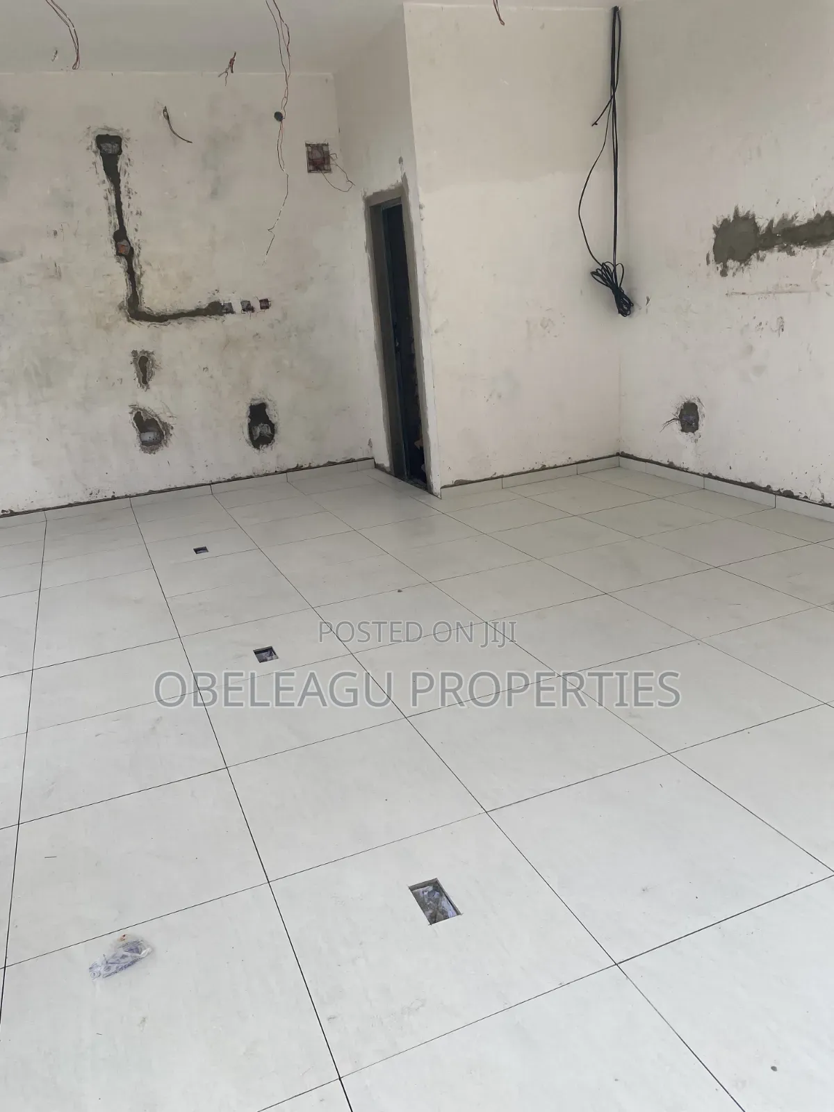 Shops / Office Spaces for Rent in Apple Junction