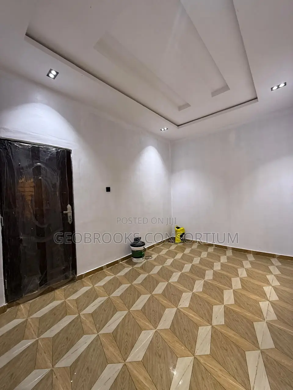 3bdrm Bungalow in Tinubu Estate, Iwo Road for sale in Iwo Road