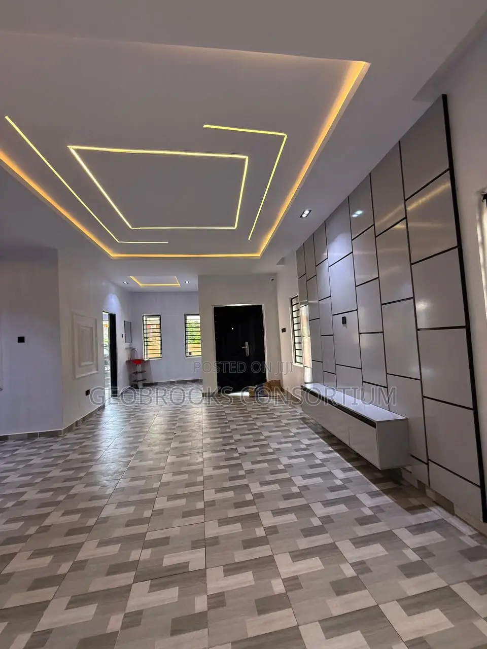 3bdrm Bungalow in Tinubu Estate, Iwo Road for sale in Iwo Road