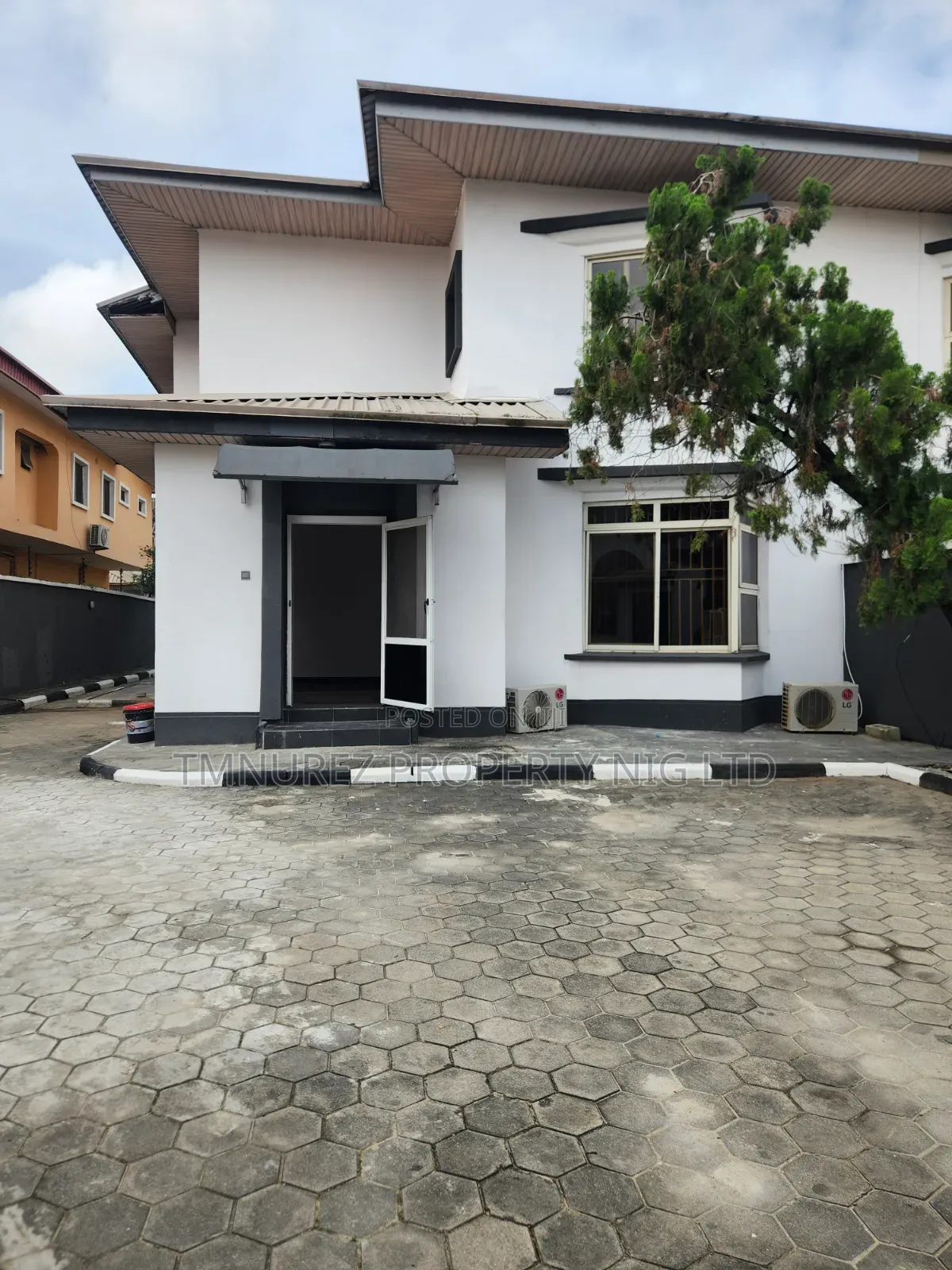 Mini Flat in Lekki Phase 1 for rent in Lekki Phase 1