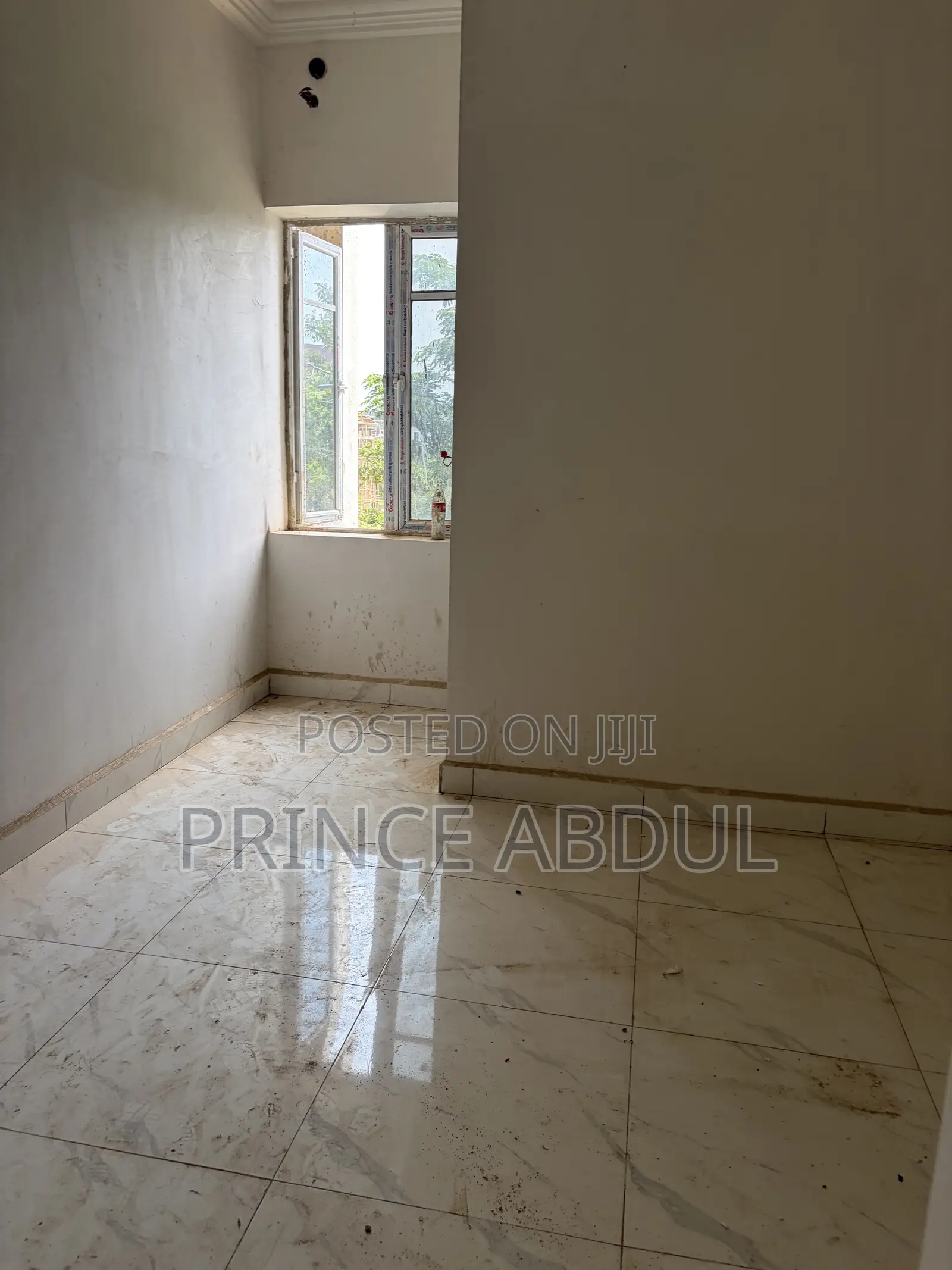 Furnished 3bdrm Block of Flats in Life Camp for sale in Life Camp