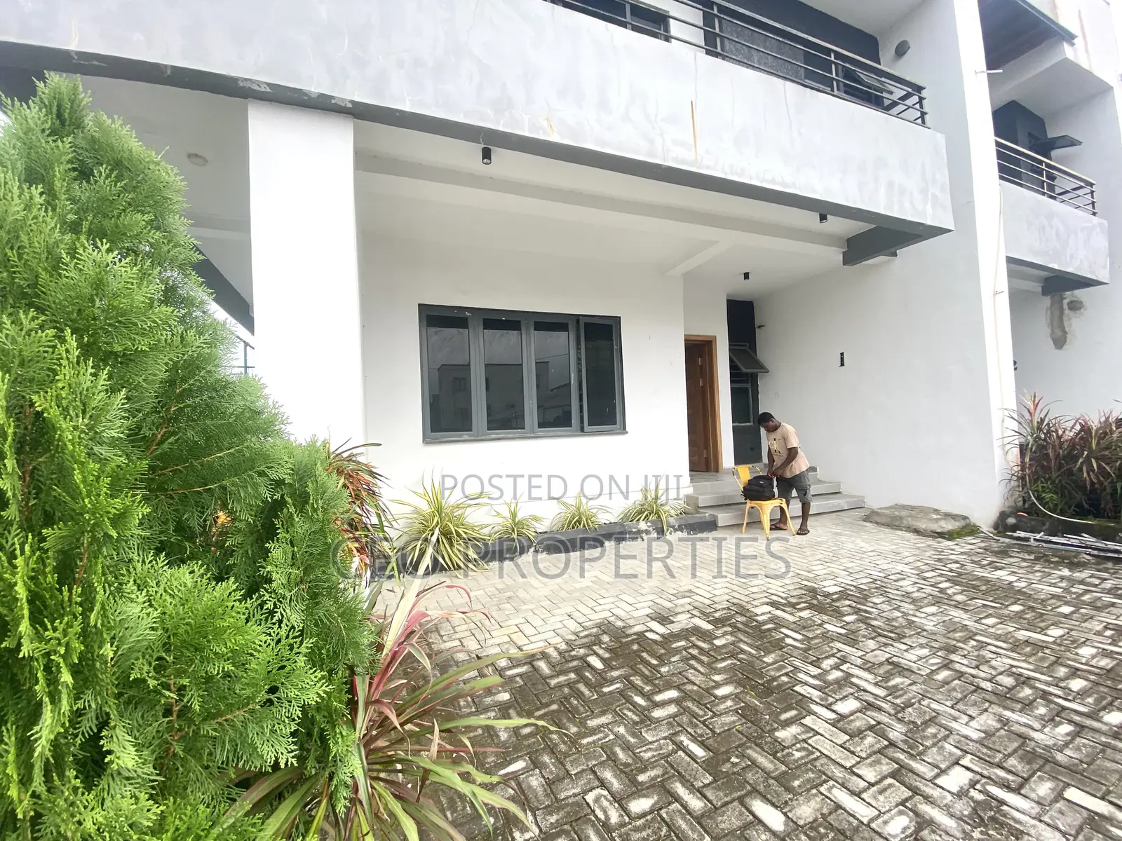 4bdrm Townhouse / Terrace in Graceland/Adesanya, Thomas Estate for rent in Thomas Estate