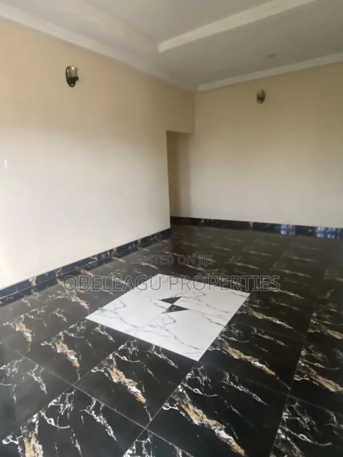2bdrm Block of Flats in Golden Estate, Apple Junction for rent in Apple Junction