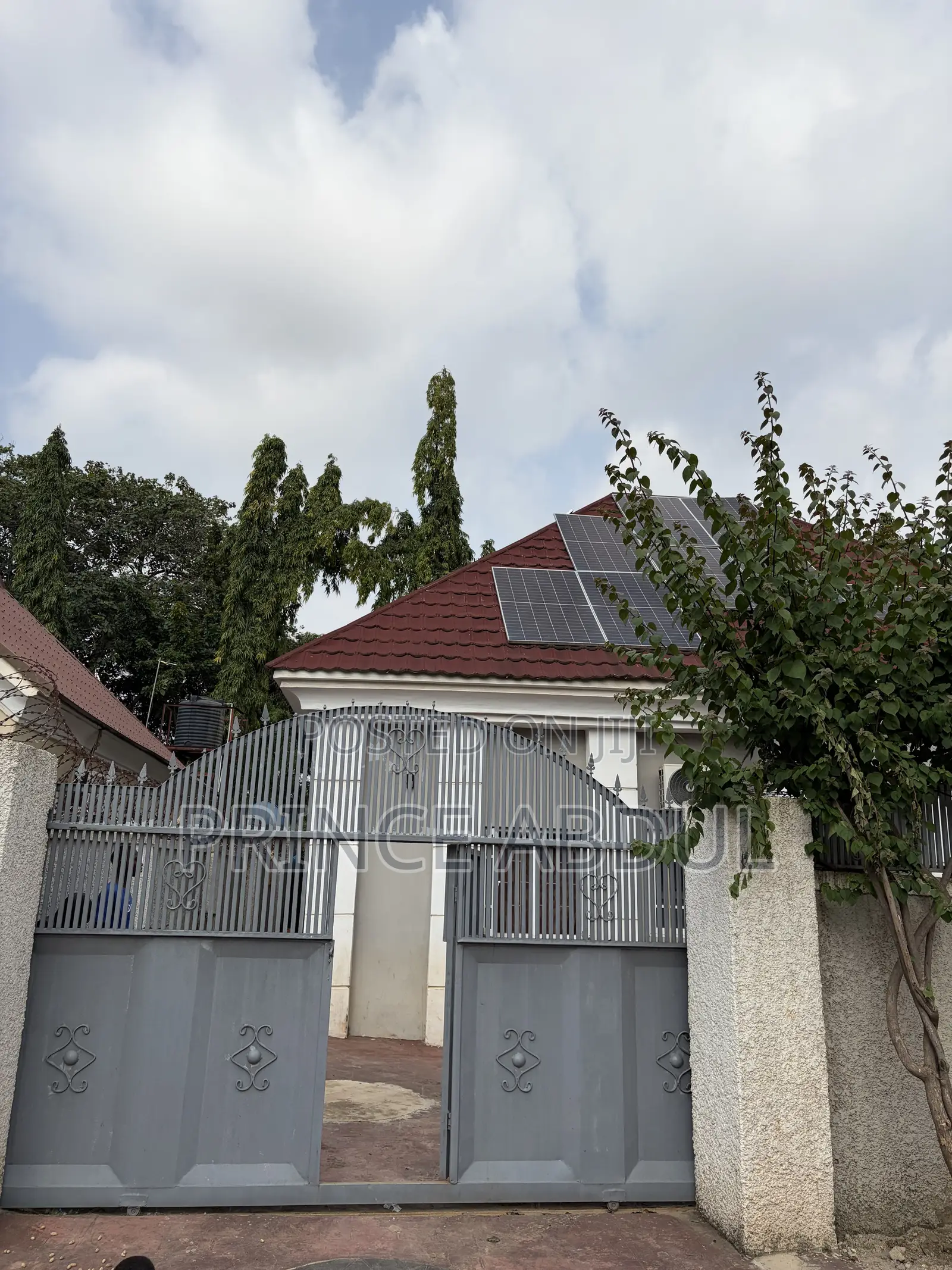 Furnished 3bdrm House in Life Camp for sale in Life Camp