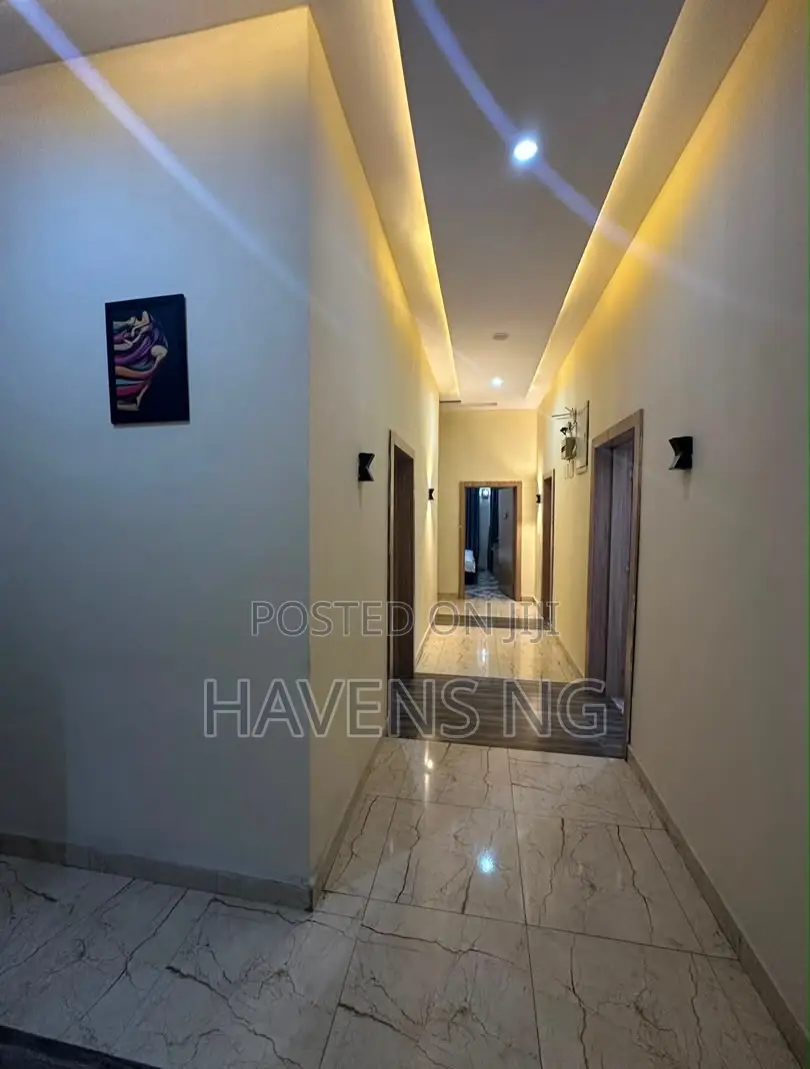 Furnished 9bdrm Duplex in Obio-Akpor for sale in Obio-Akpor