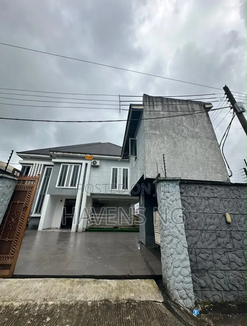 Furnished 9bdrm Duplex in Obio-Akpor for sale in Obio-Akpor