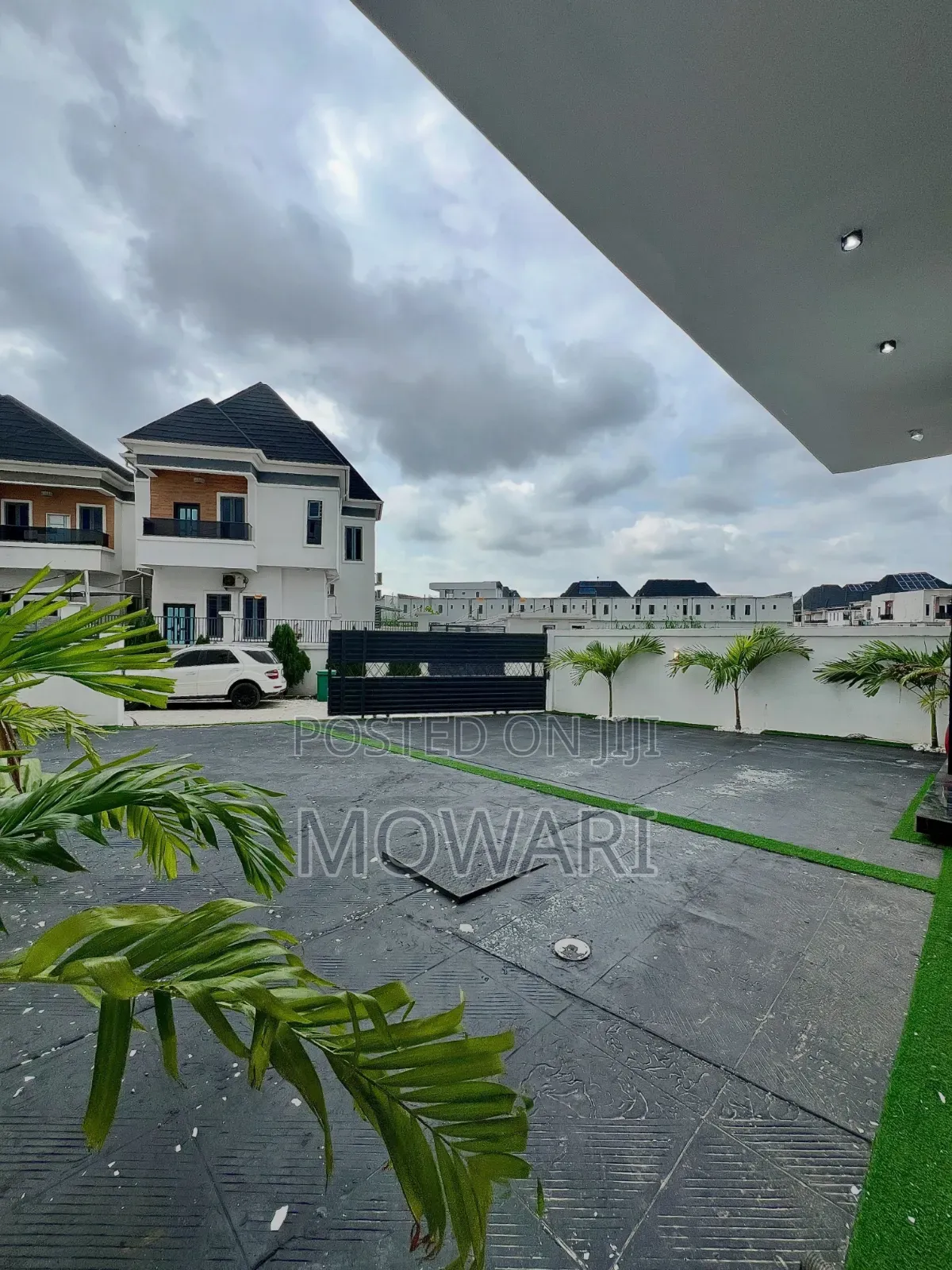 5bdrm Duplex in Lekki Expressway for sale in Lekki Expressway