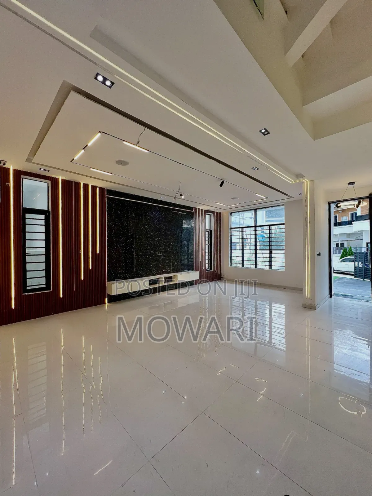 5bdrm Duplex in Lekki Expressway for sale in Lekki Expressway