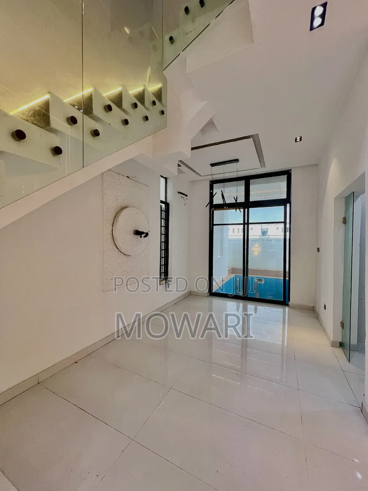 5bdrm Duplex in Lekki Expressway for sale in Lekki Expressway
