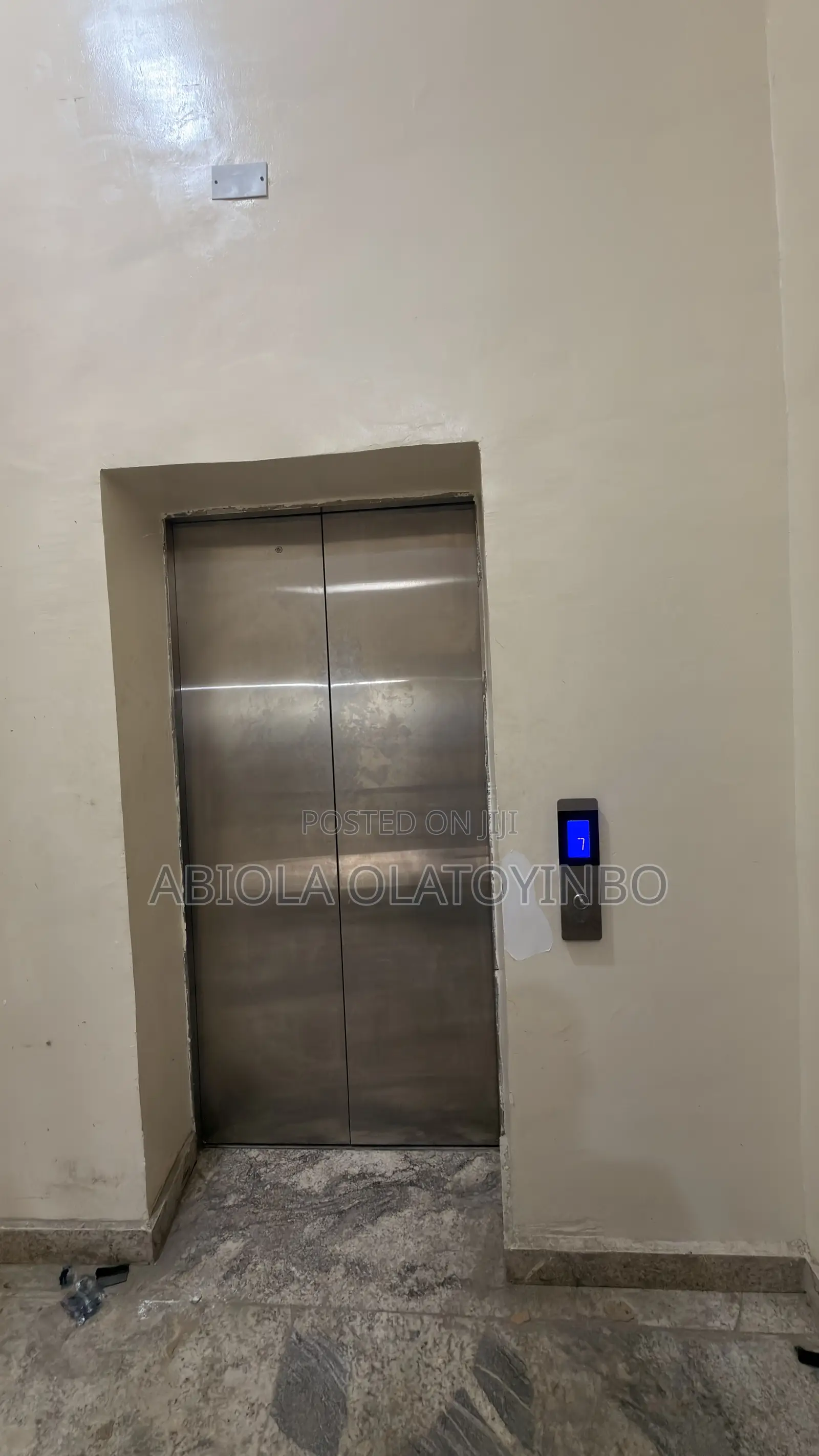 2bdrm Penthouse in Ahmadu Bello Way for rent in Ahmadu Bello Way