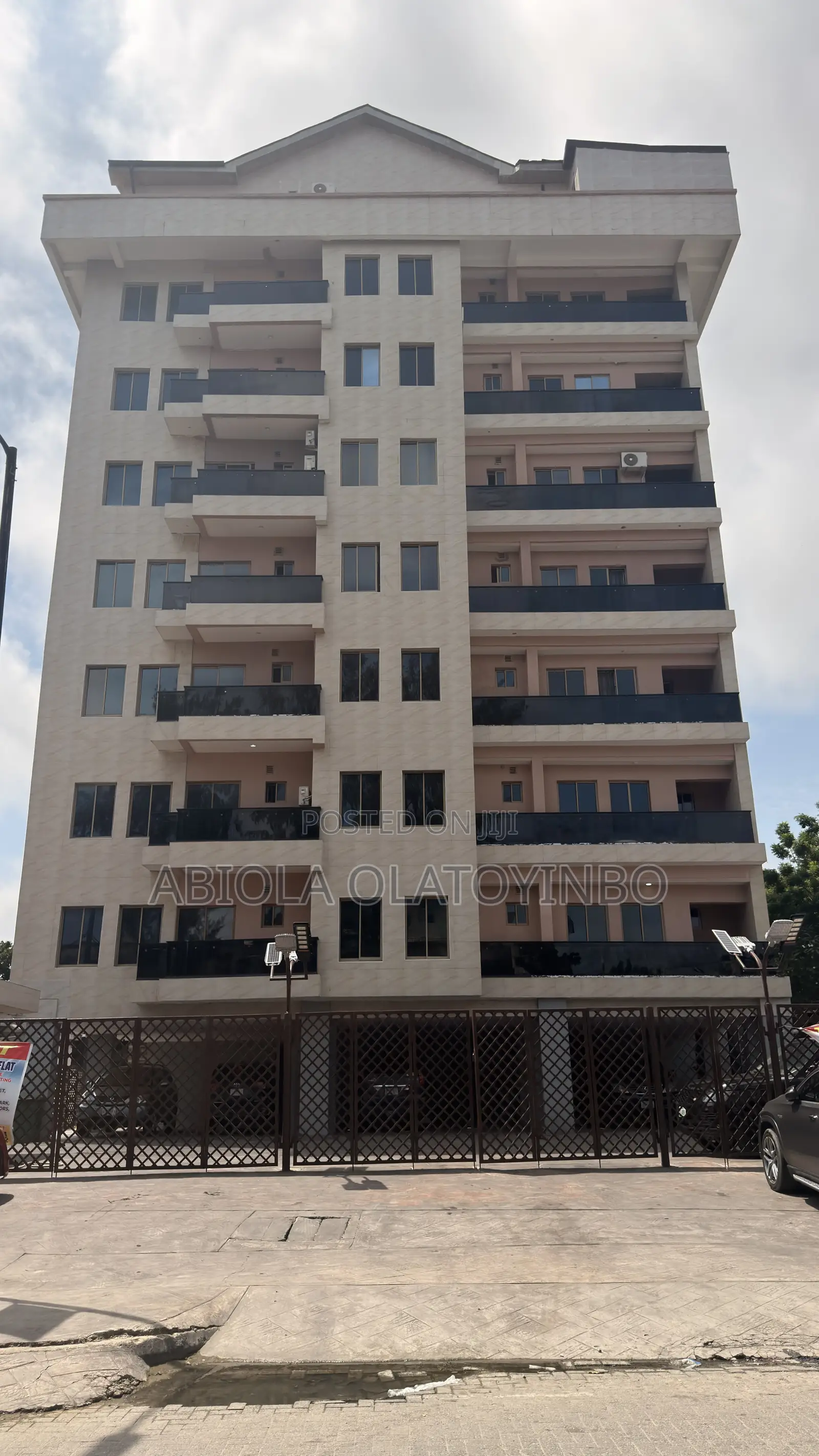 2bdrm Penthouse in Ahmadu Bello Way for rent in Ahmadu Bello Way