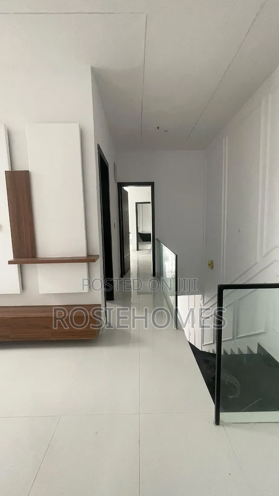4bdrm Duplex in Ikota Gra for sale in Ikota