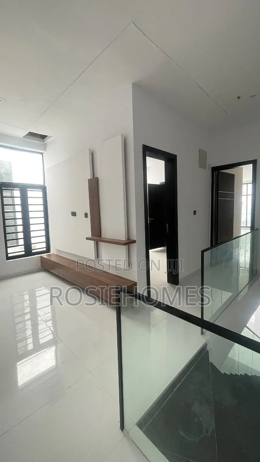 4bdrm Duplex in Ikota Gra for sale in Ikota