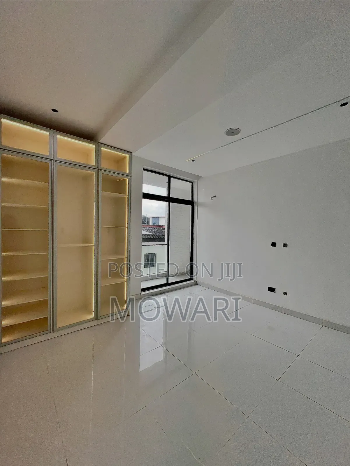 3bdrm Duplex in Lekki Expressway for sale in Lekki Expressway