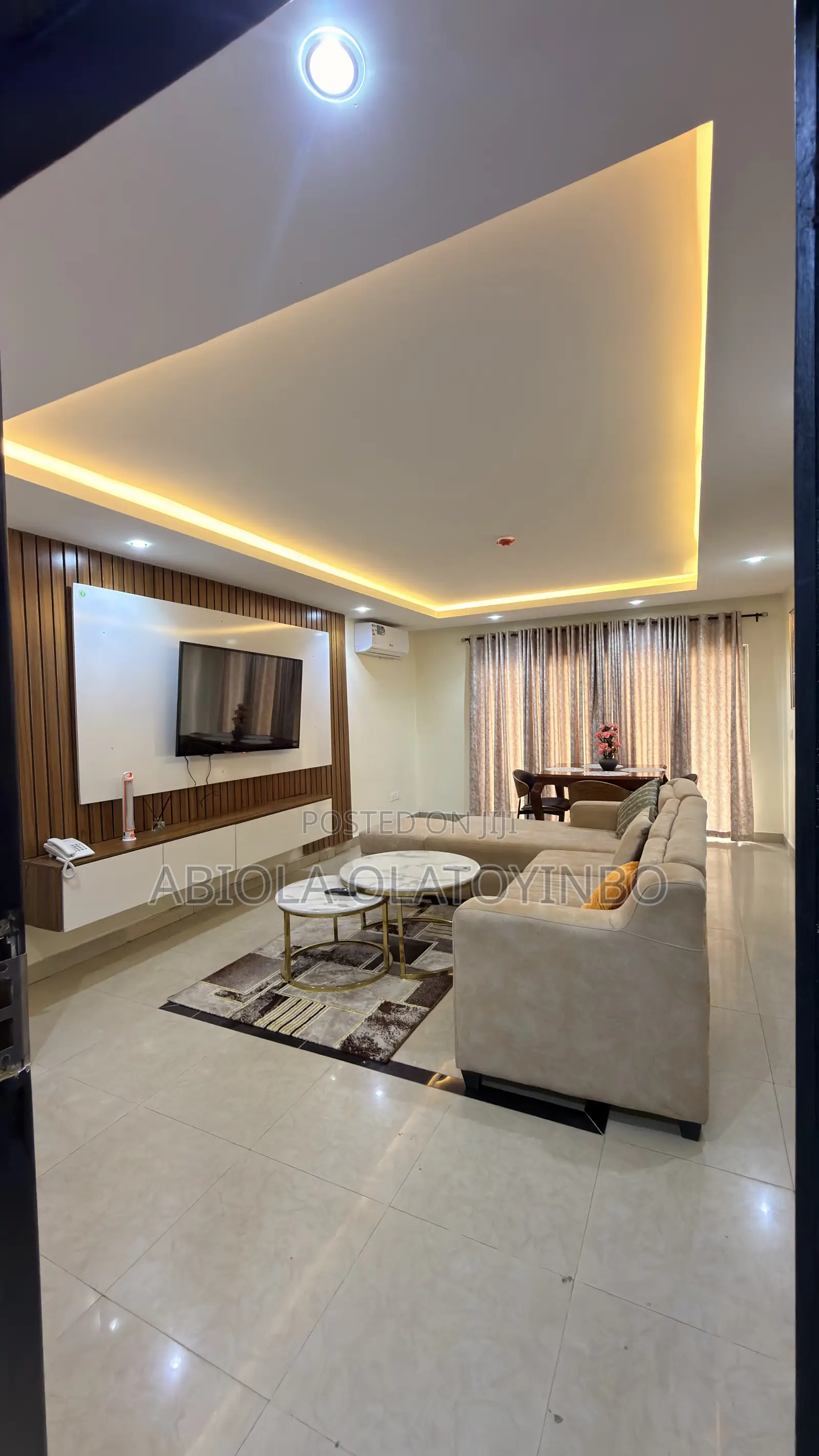 Furnished 1bdrm Room & Parlour in Victoria Island, Adeola Hopewell in Adeola Hopewell