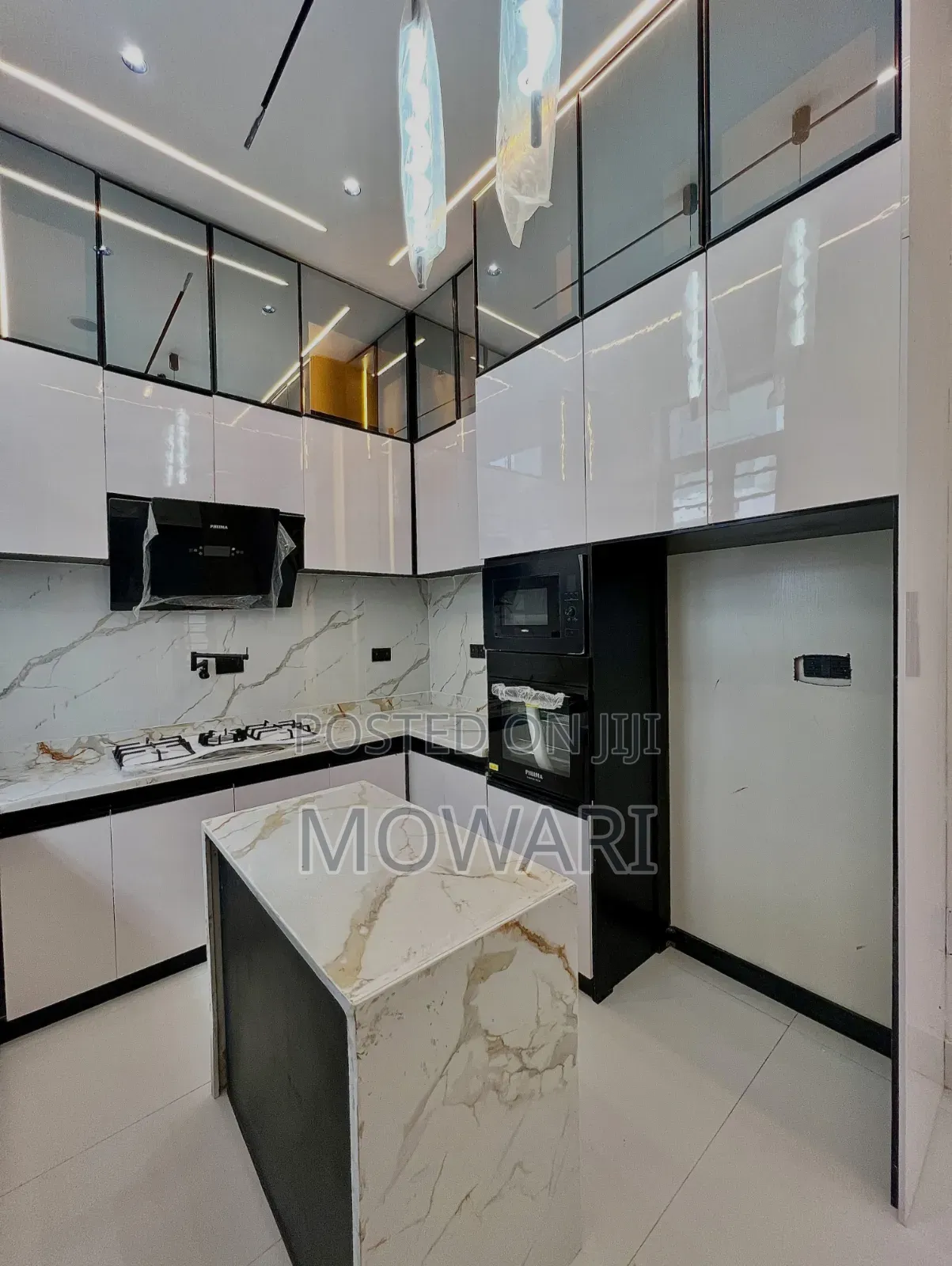 4bdrm Duplex in Lekki Expressway for sale in Lekki Expressway