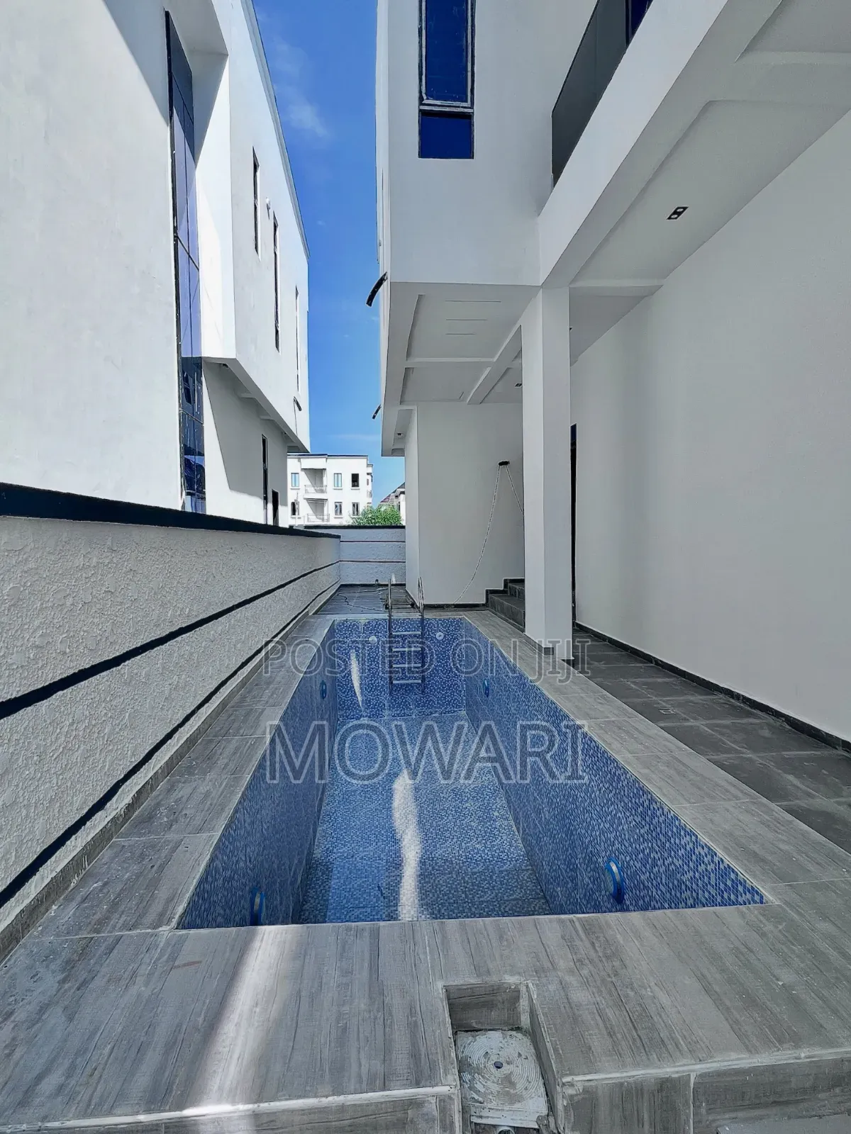 5bdrm Duplex in Lekki Expressway for sale in Lekki Expressway