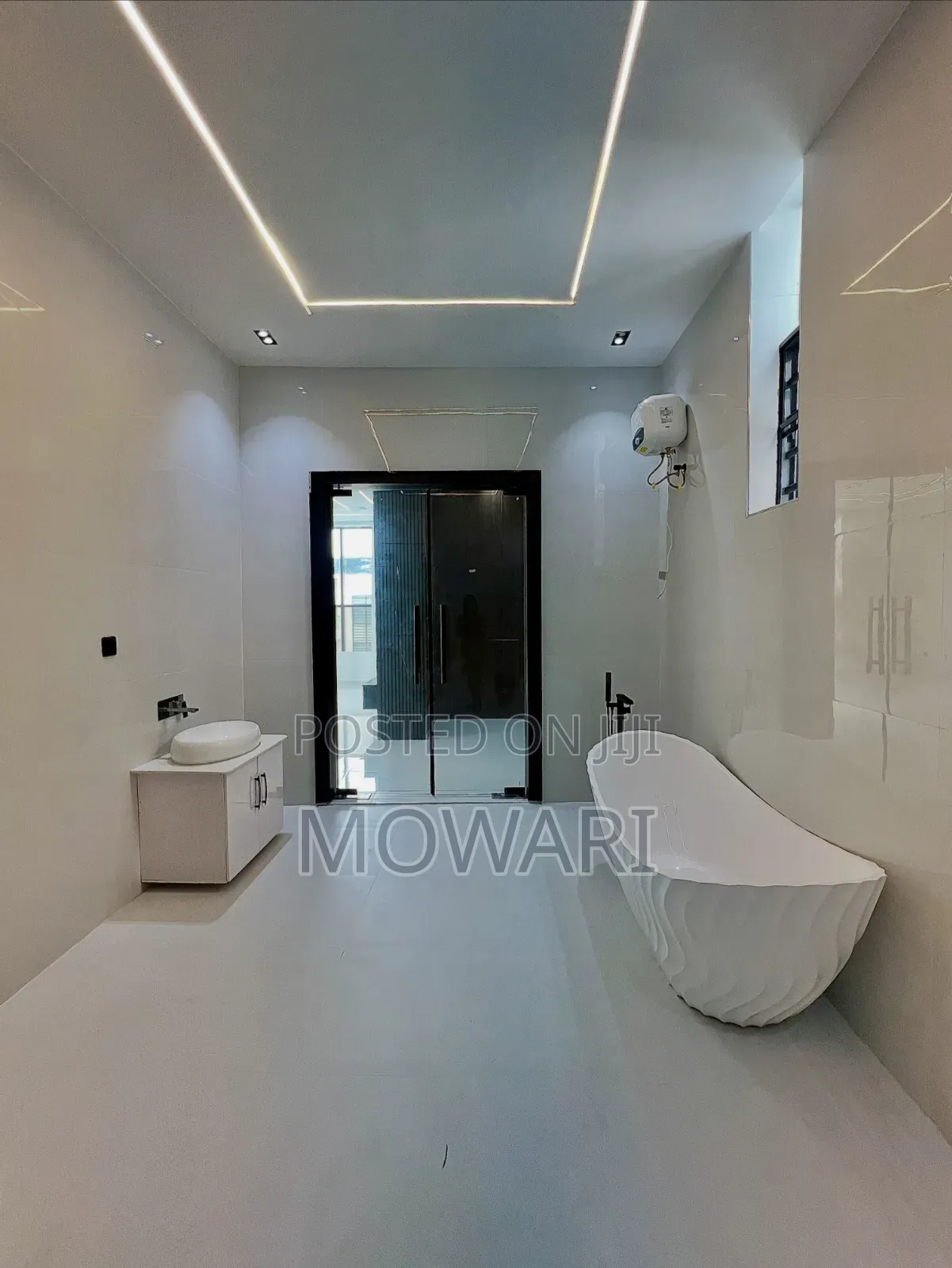 5bdrm Duplex in Lekki Expressway for sale in Lekki Expressway
