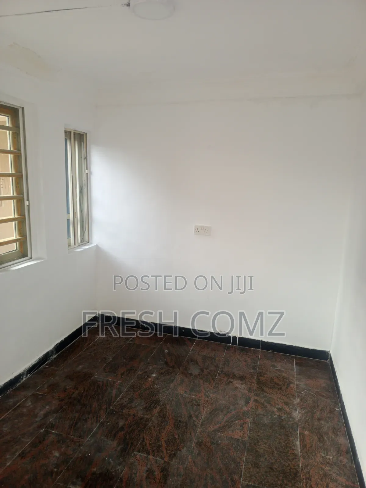 Mini Flat in Estate Along Mobil for rent in Ilaje / Lekki