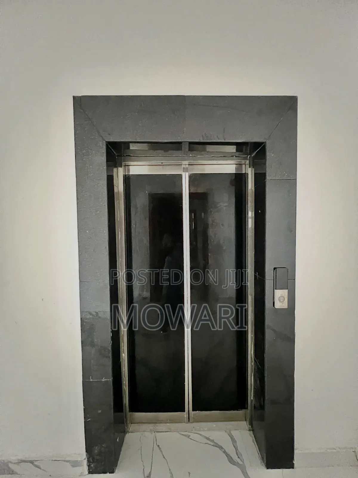 2bdrm Duplex in Lekki Phase 2 for sale in Lekki Phase 2
