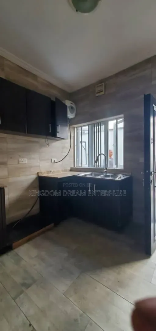 3bdrm Duplex in Lekki Phase 1 Lagos for rent in Lekki Phase 1
