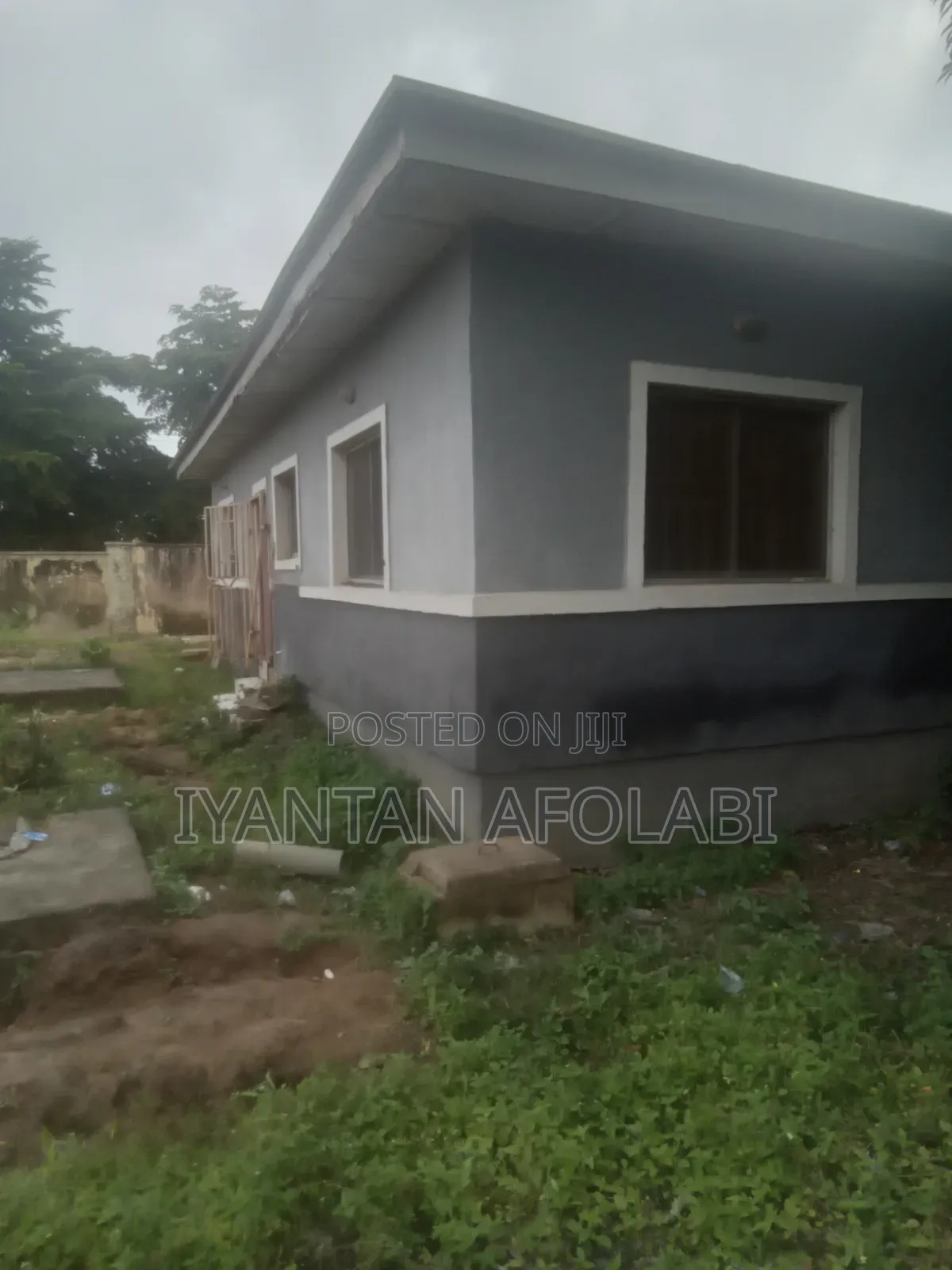 3bdrm Bungalow in New Site Estate, FHA for sale in FHA