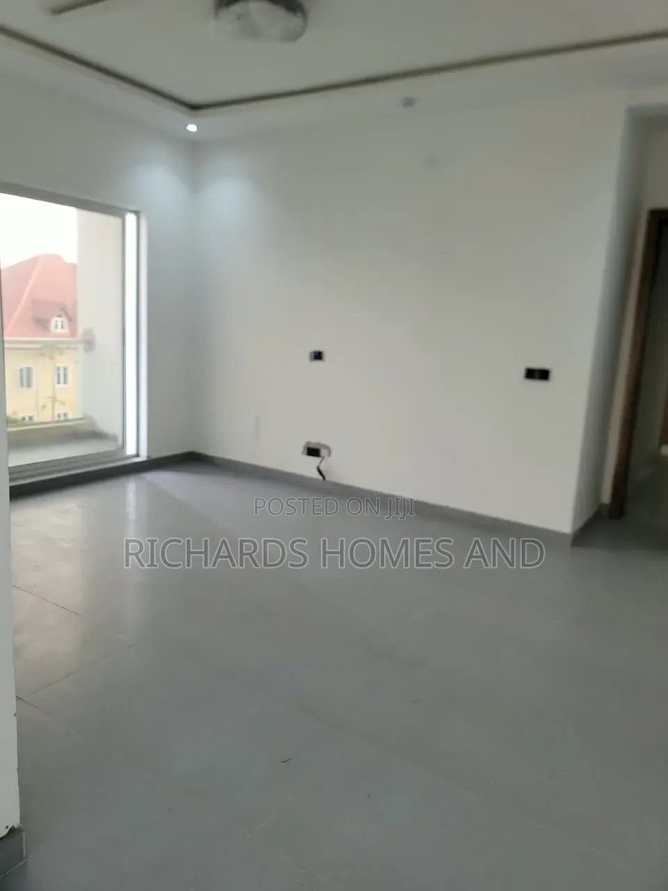 2bdrm Apartment in Edgewater Estate,, Lekki Phase 1 for sale in Lekki Phase 1