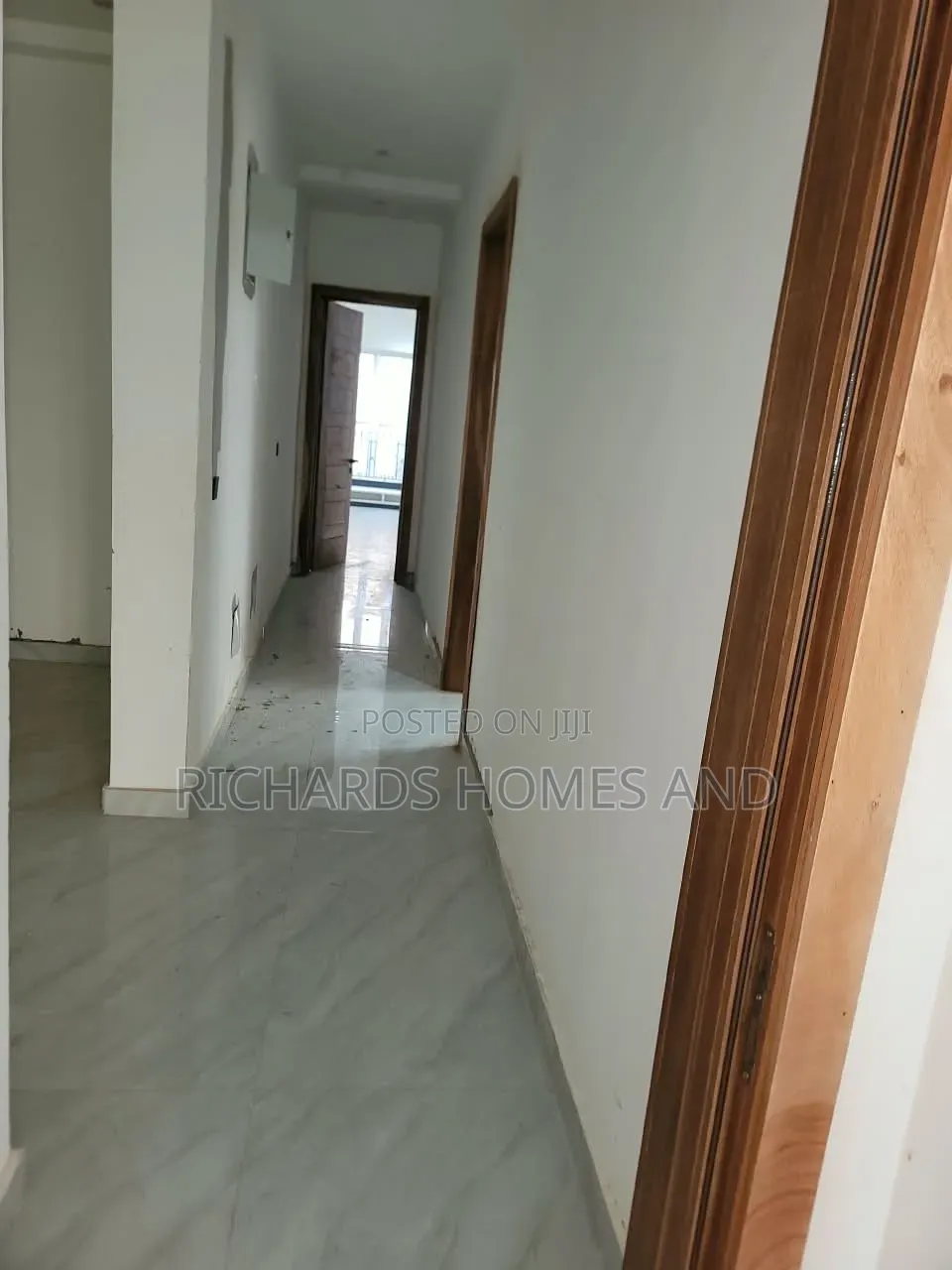 2bdrm Apartment in Edgewater Estate,, Lekki Phase 1 for sale in Lekki Phase 1