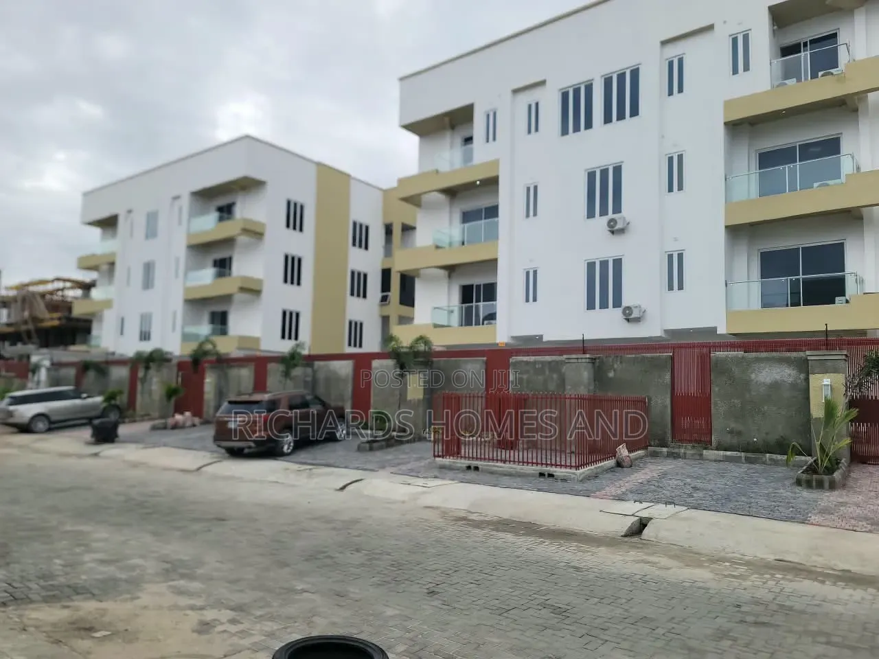 2bdrm Apartment in Edgewater Estate,, Lekki Phase 1 for sale in Lekki Phase 1