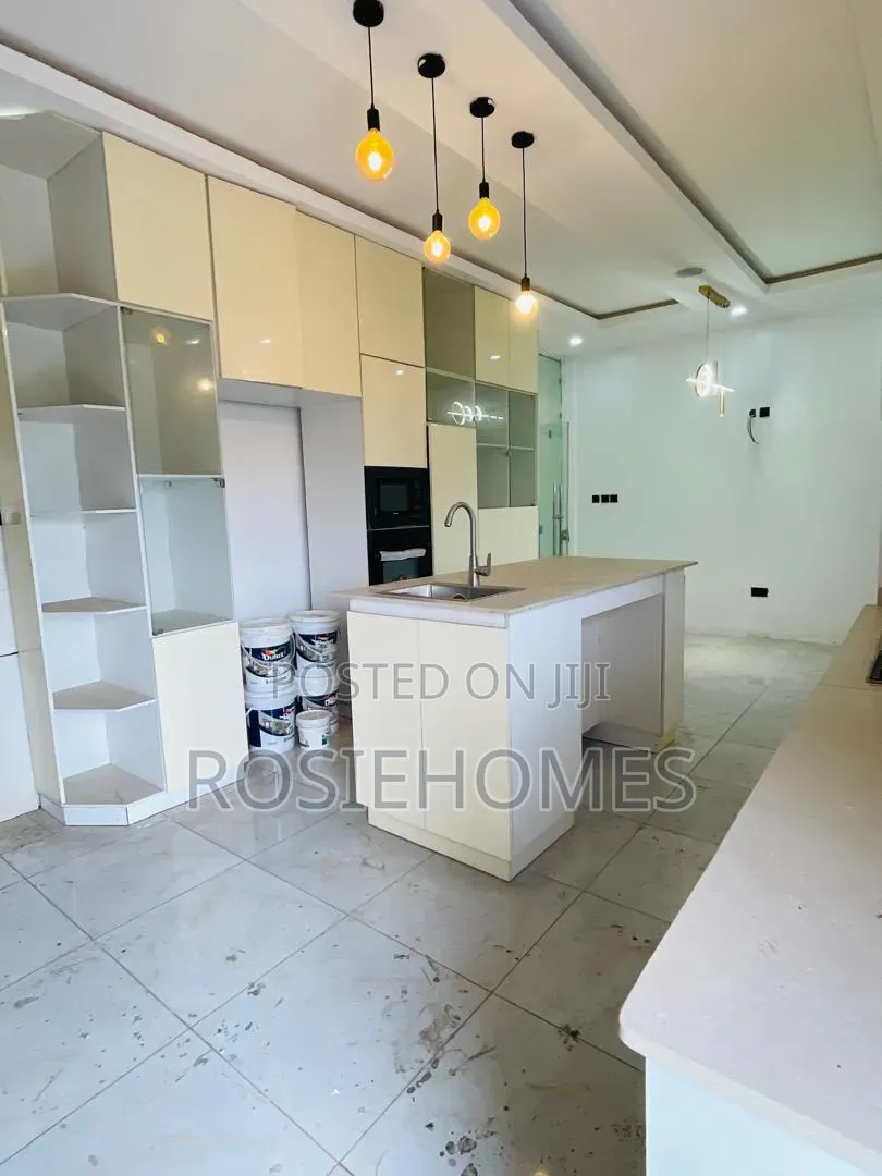 4bdrm Duplex in Chaplin Court, Abraham Adesanya Estate for rent in Abraham Adesanya Estate