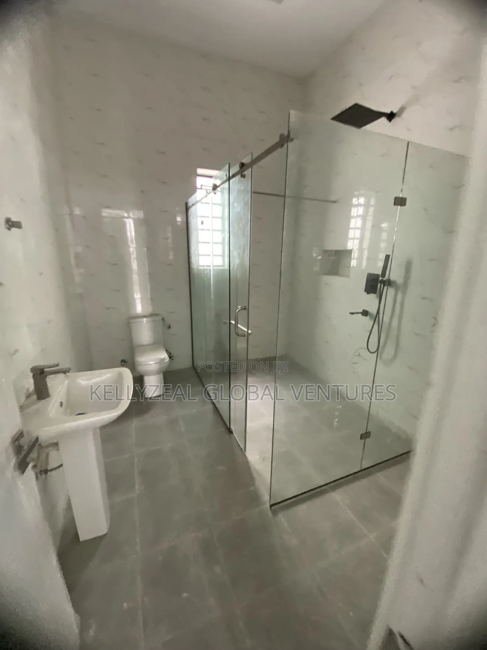 5bdrm Duplex in Hosanna Estate, Ago Palace for sale in Ago Palace