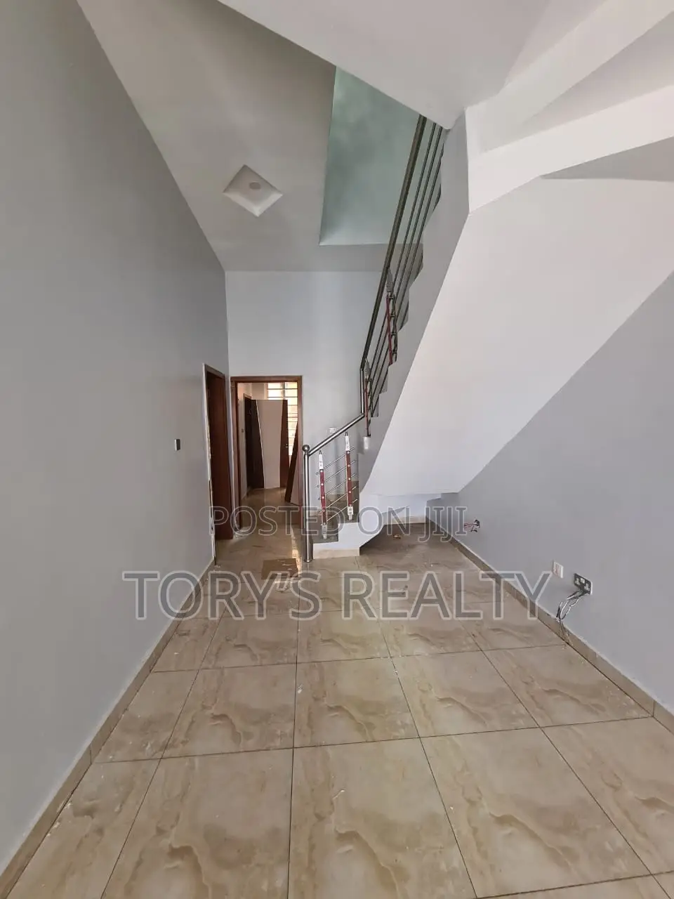 4bdrm Duplex in Lekki Phase 2 for sale in Lekki Phase 2