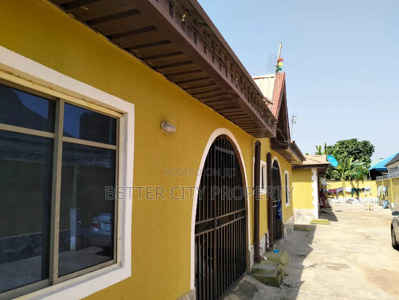 8bdrm Block of Flats in Ayobo Ipaja for sale in Ayobo