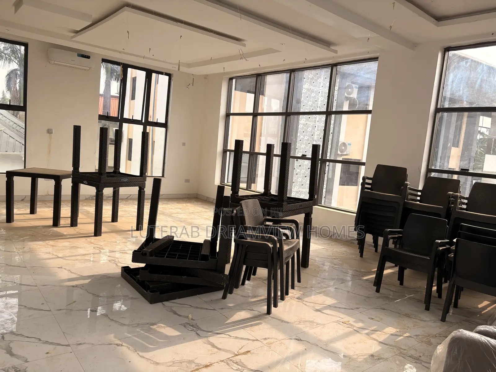Spacious Neat Office Space in a Serene Compound Peaceful Neighborhod in Wuse 2