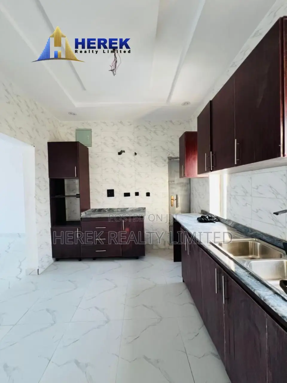 2bdrm Apartment in Ajah for sale in Ado / Ajah