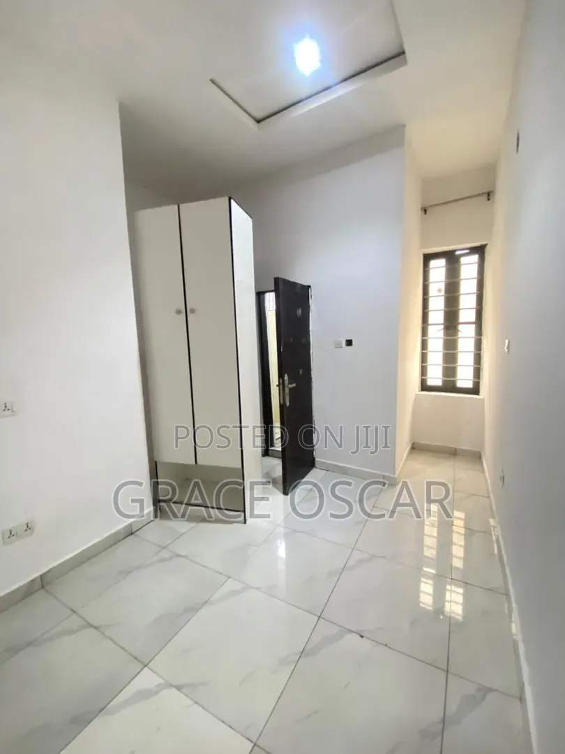 3bdrm Duplex in Abraham Adesanya Estate for rent in Abraham Adesanya Estate